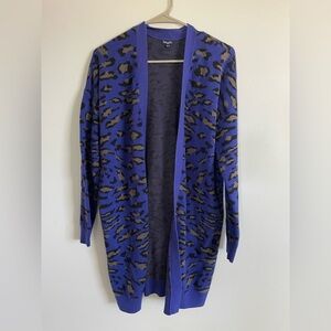Animal print cardigan size large colbalt
Splendid open front long cardigan